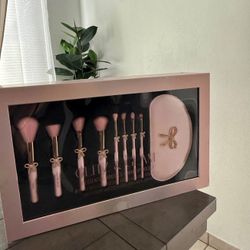 Glitz and Glam Brushes