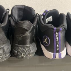 Vendo Zapatos JORDAN  Semi Nuevo Un Par Es Número 8 Y El Otro Número 6 Y Medio