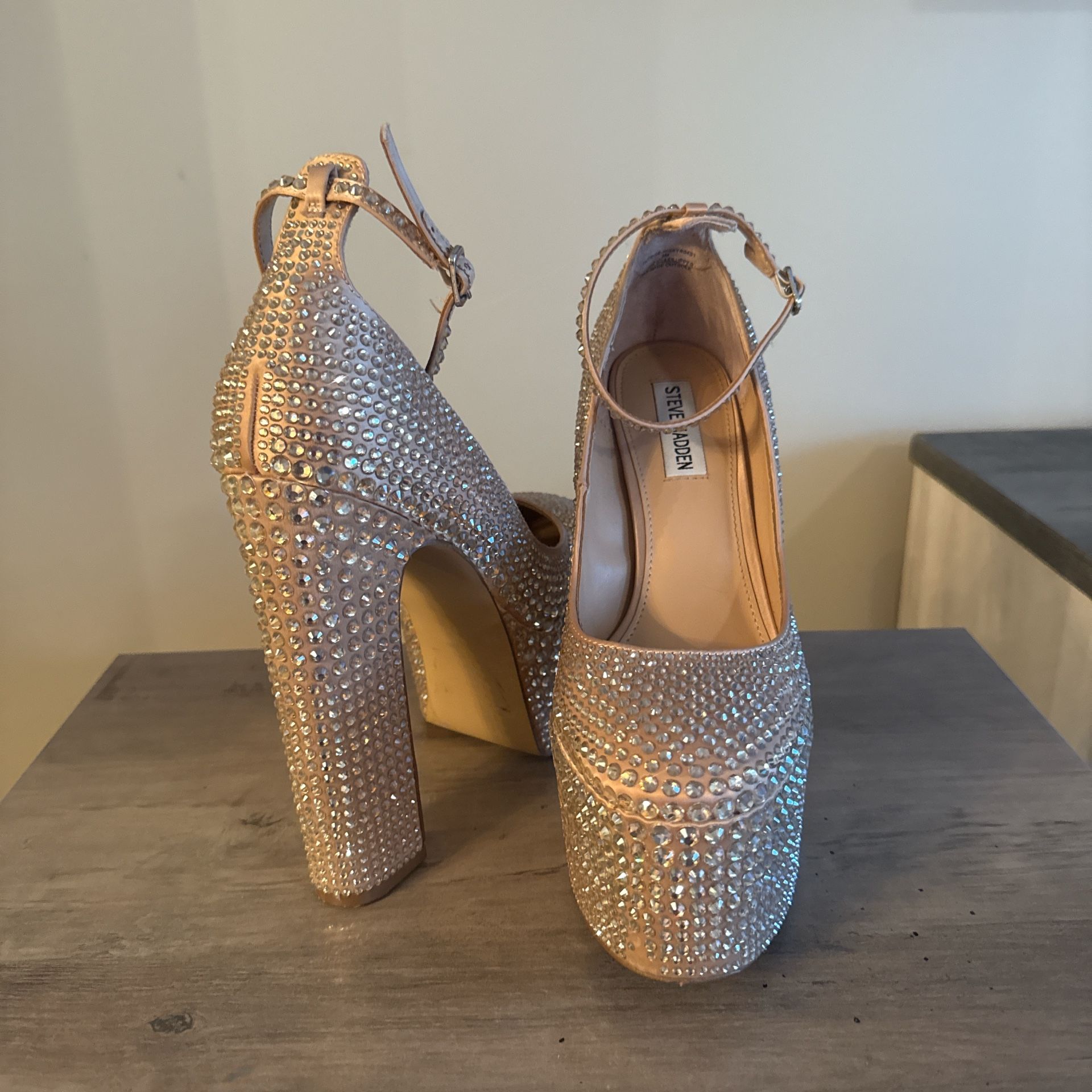 Steve Madden Rhinestone High Heels 