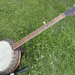5 string banjo