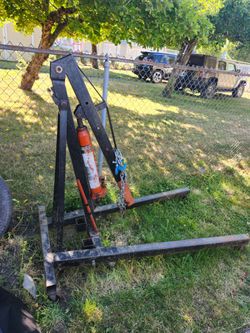 Engine hoist