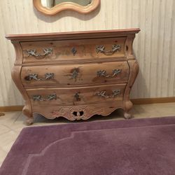 Chest of drawers with Mirror