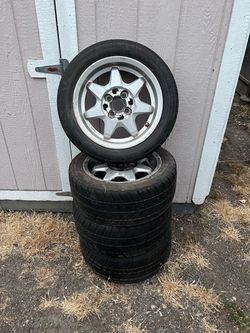15 inch old school Momo racing rims