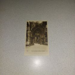 EXTREMELY RARE VINTAGE HOLYROOD ABBEY, THE WEST DOORWAY. UNUSED POSTCARD 