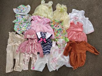 Large Lot Of Baby Girl Clothes 6mo-18mo