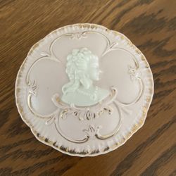 Cameo Lady Trinket Box