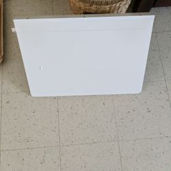 Floating Table