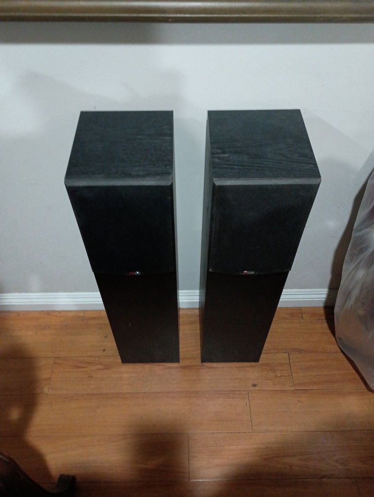 Polk Audio Tower Speakers
