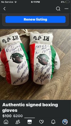 Jorge “Maromero” Páez  signed gloves