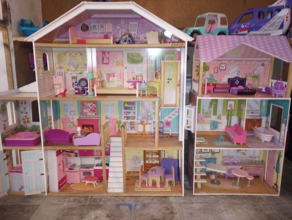 Large Barbie Houses And Accessories