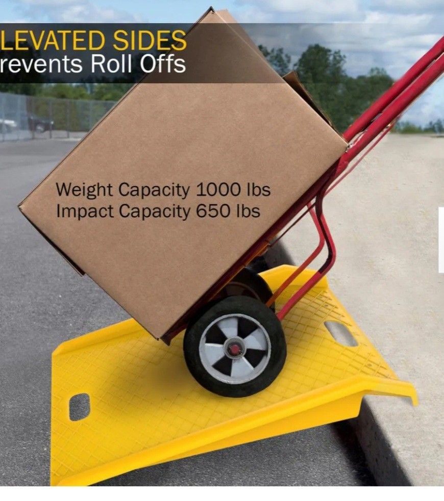 Stalwart Portable High-Density Curb Ramp