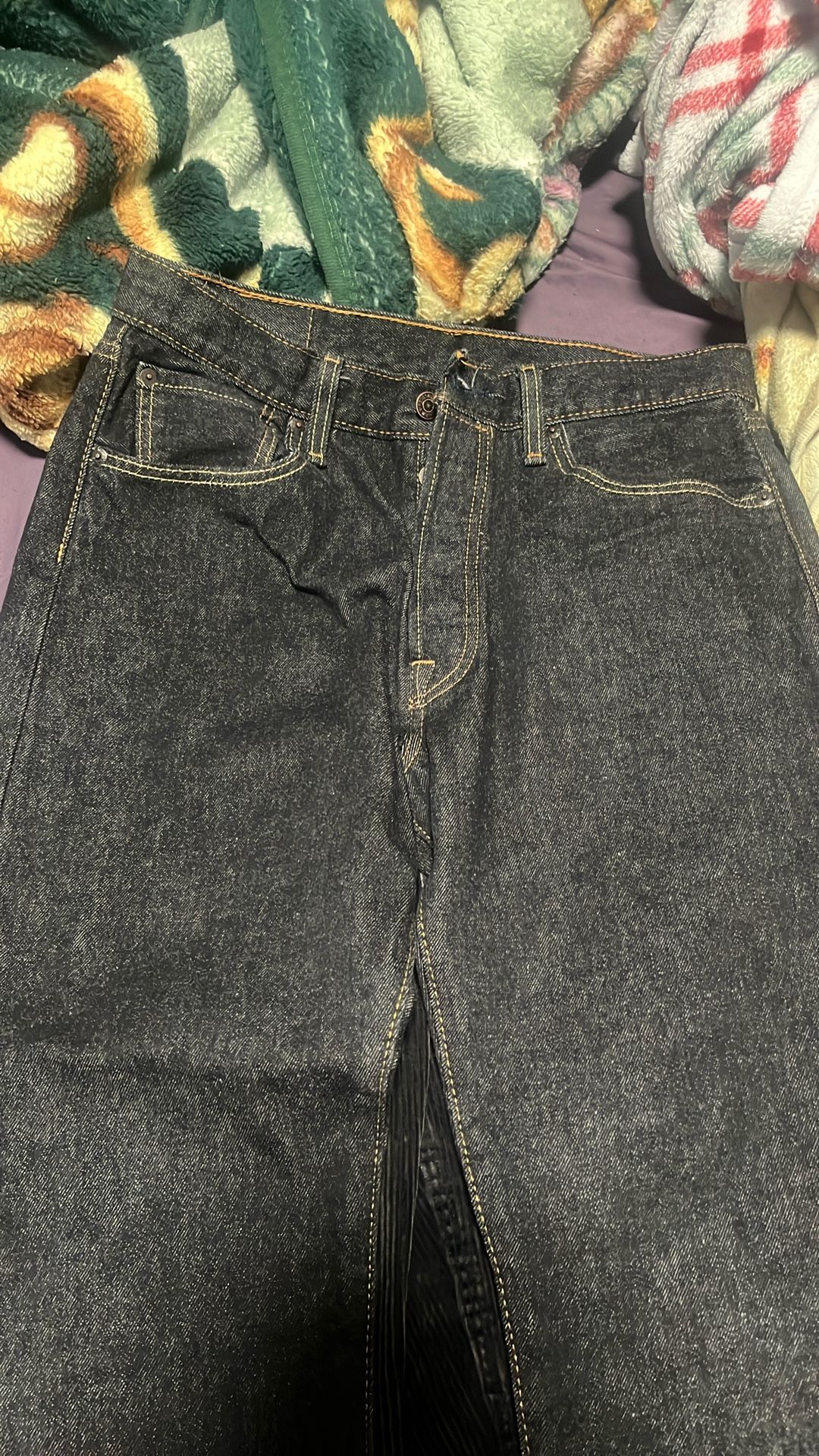 LEVIS 501s