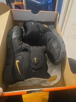 Nike novice boot