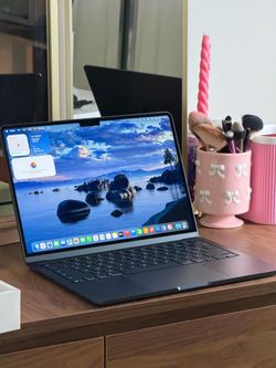 Apple MacBook Air 13inch M5 Midnight 16/512gb