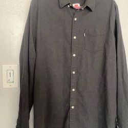 Levi’s long sleeves dress shirt size xxl  Great condition
