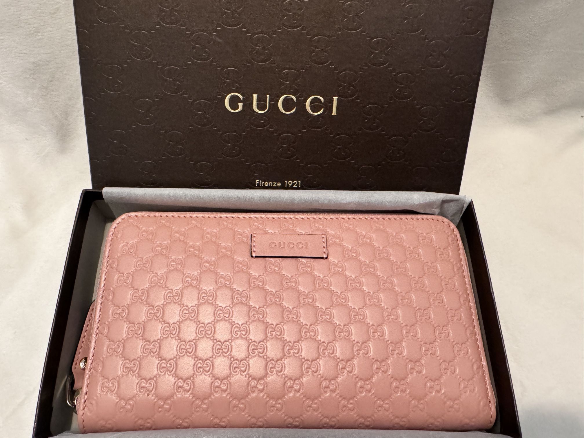 AUTHENTIC BRAND NEW Gucci Microguccissima Leather Wallet