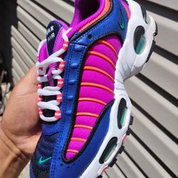 AIRMAX THAILAND SIZE 5.5 Y 
