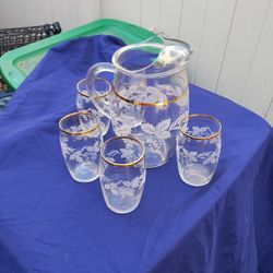 Glass Pitcher With 5 Glasses