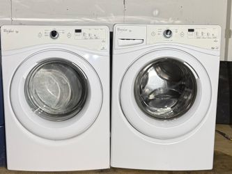 Whirlpool washer and gas dryer set