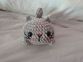 CROCHETED BUN CAT