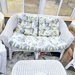 6pc White Wicker Rattan Bench Chair Table Sofa Loveseat Sunroom Cottage Farm House Country Coastal Room