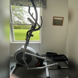 Bremshey Elliptical, Adjustable Resistance - Good - Britton, MI