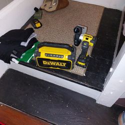 Dewalt Radio Xr SAW 