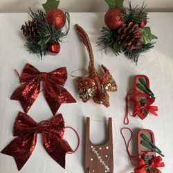 Christmas - Ornaments, Textiles And Miscellaneous 