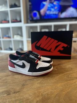 Jordan 1 Low Bred Toe Size 9.5 Deadstock 