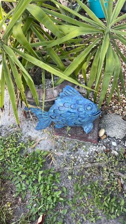 Outdoor decoration, metal fish with candle holder