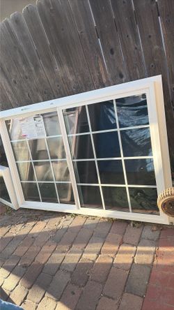 Vinyl window