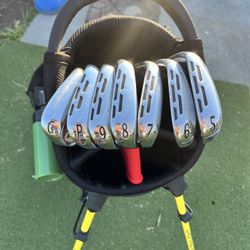 Golf Clubs 