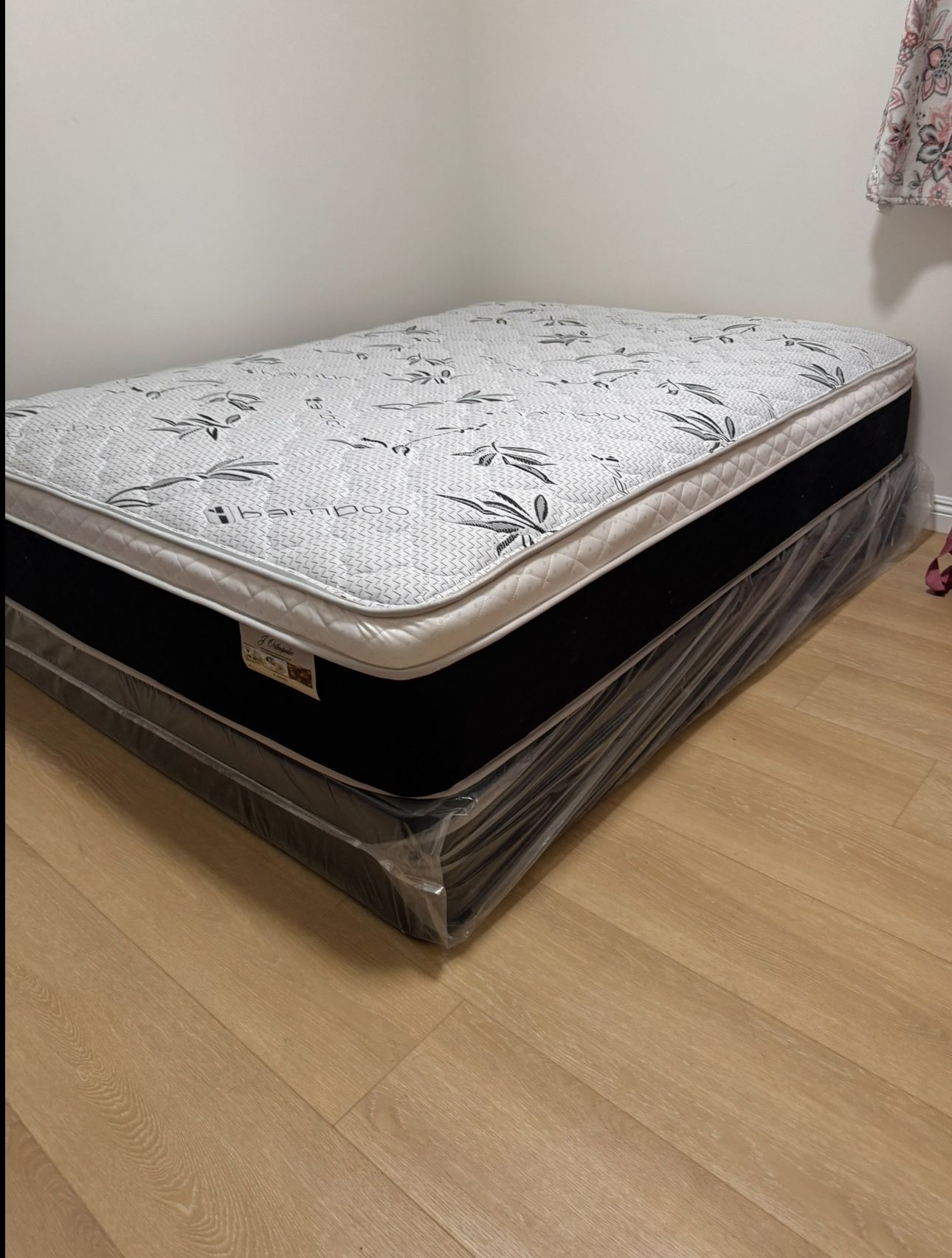 Full Size Mattress And Box Spring