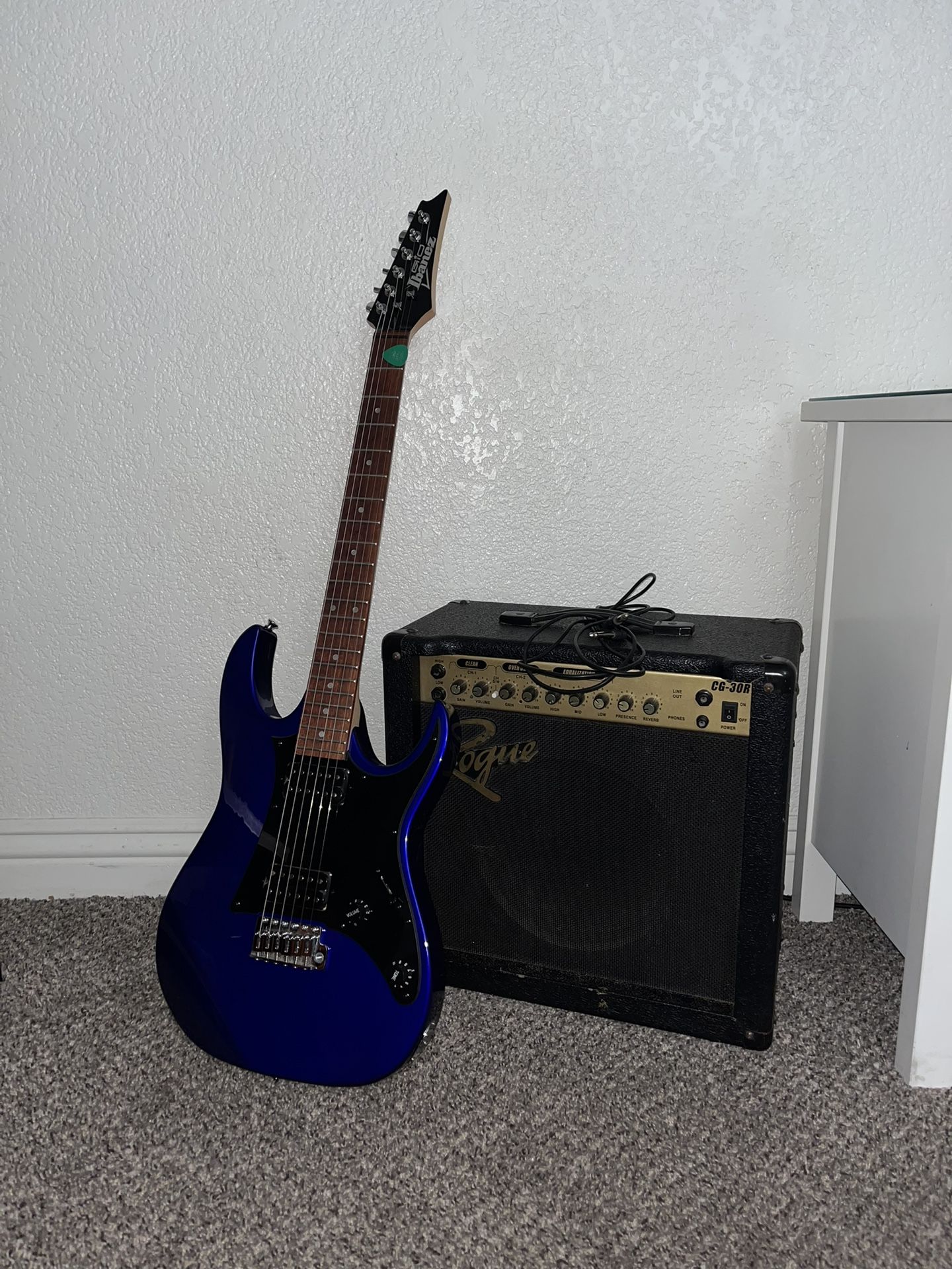 Ibanez Guitar + Amp