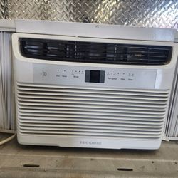 USED 6,000 BTU AC AIR CONDITIONER WITH REMOTE