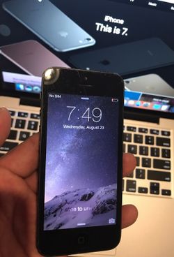 iPhone 5 16gb Factory Unlocked for any gsm carrier