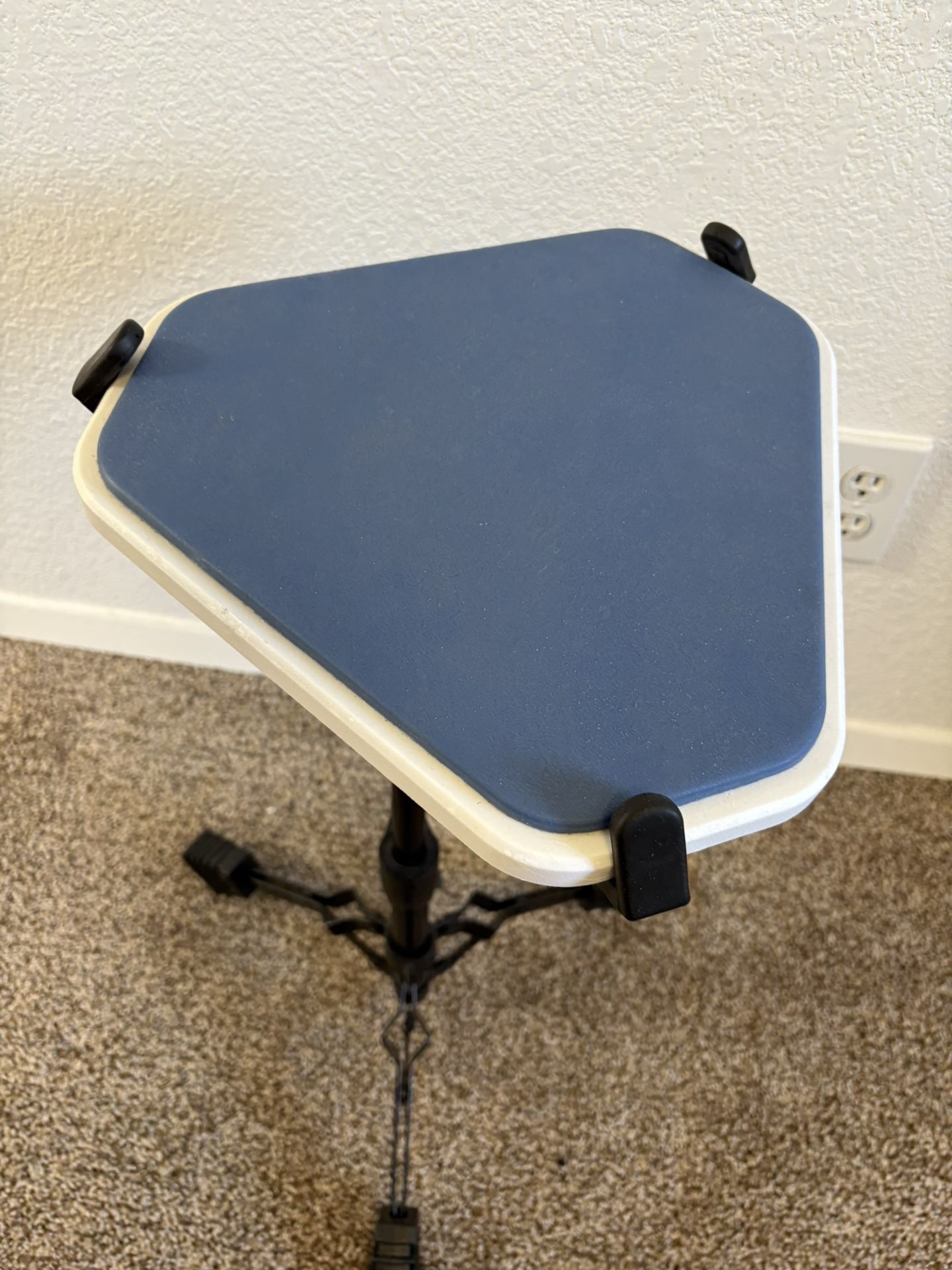 Drum Practice Pad With Stand And Sticks
