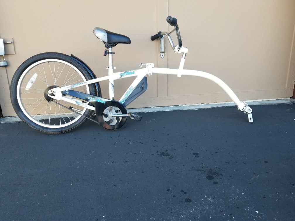 Tandem bike- White