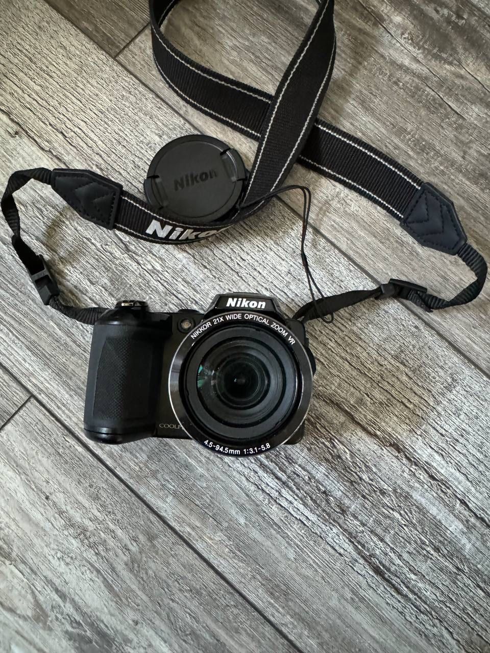 Nikon COOLPIX L120 14.1MP Digital Camera