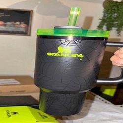 Stanley Rare Edition – A Collector’s Dream Find minute investment