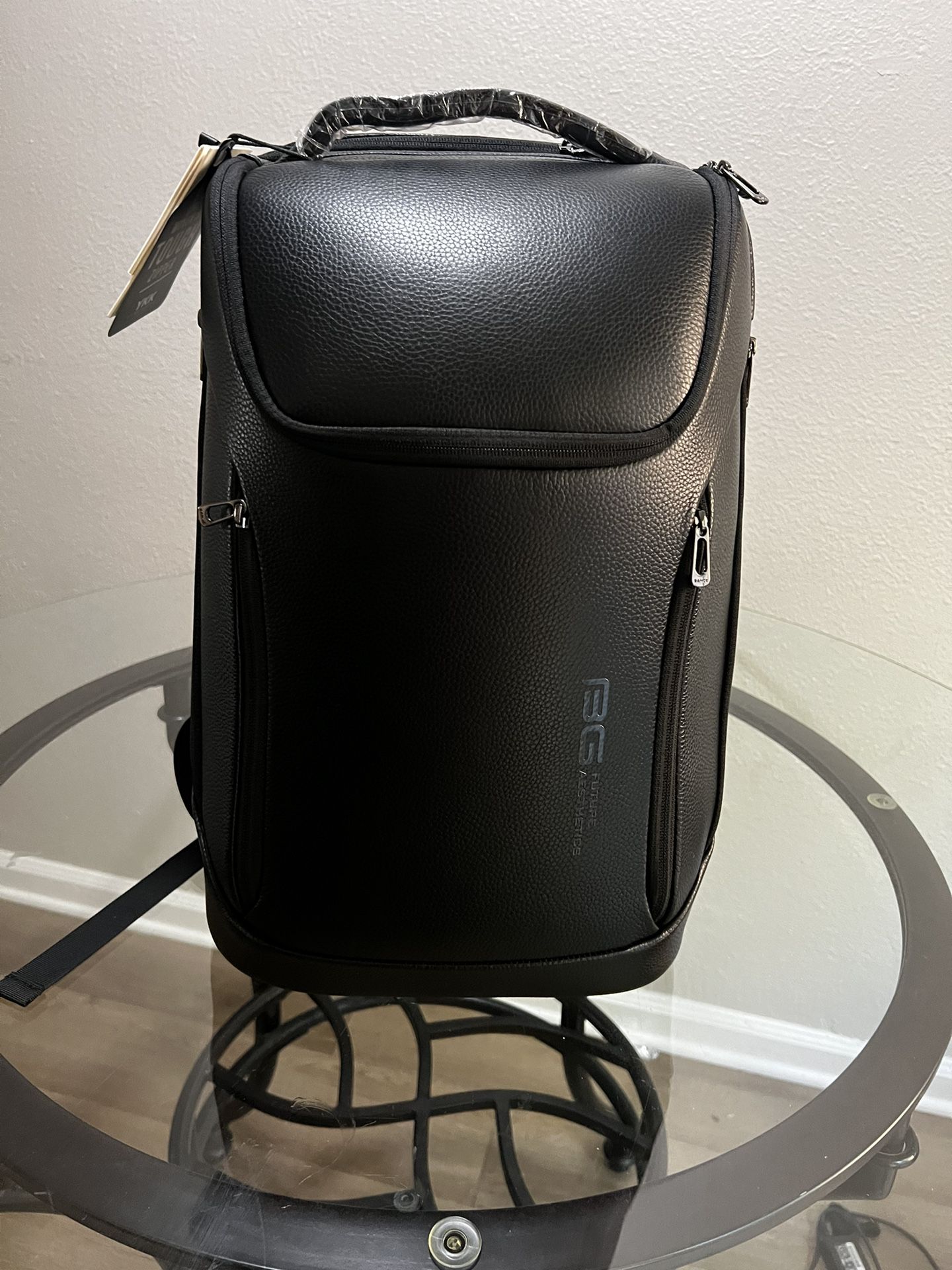 BANGE Business Smart Backpack Waterproof fit 15.6 Inch Laptop Backpack with USB Charging Port,Travel Durable Backpack (leather black, Medium)