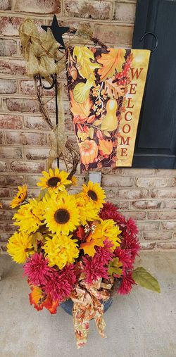 Fall Floral Arrangement with Welcome Garden Flag Set