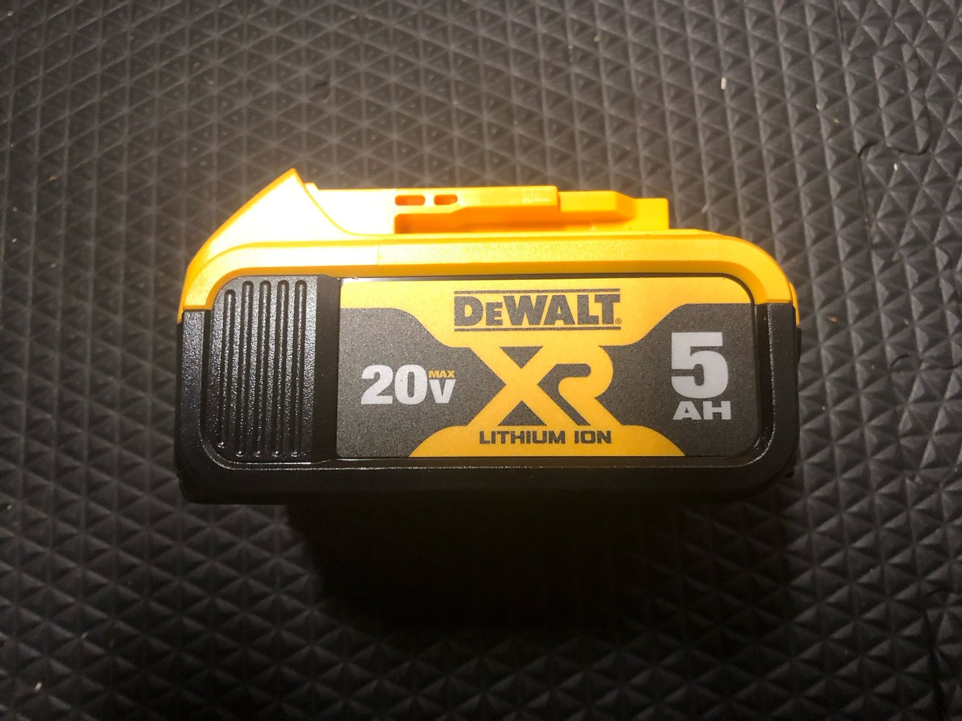 New DeWalt 5AH Battery 20V Cordless