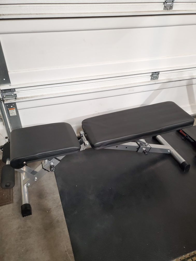 Adjustable Weight Bench NEW