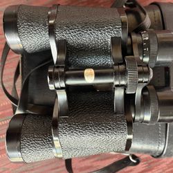 Binoculars 