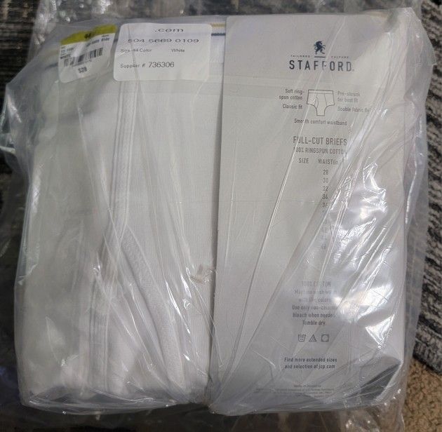 Stanford Full Cut Briefs Size 44