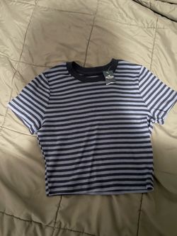 Hollister cropped top