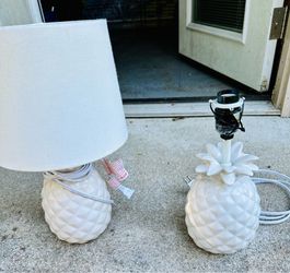 Pineapple lights