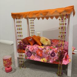 Julie’s American Girl, Doll Bed And Lots Of Bedding And Lamp