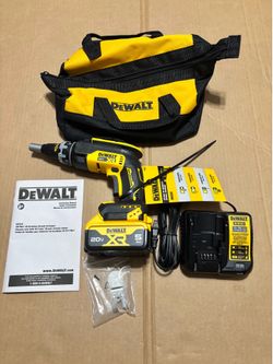 Dewalt 20V MAX XR Screw Gun Kit